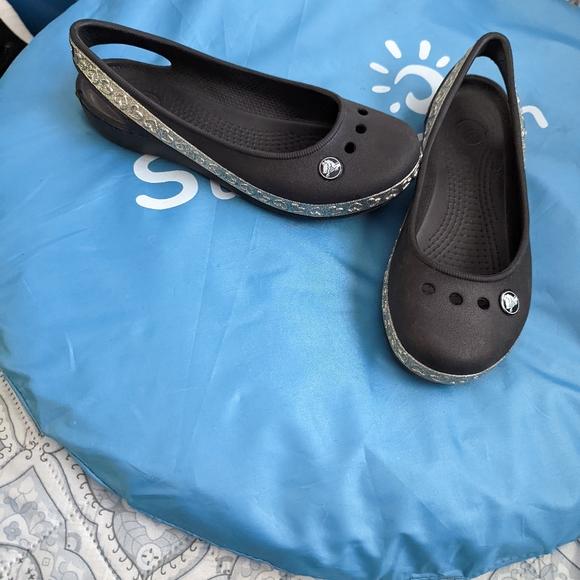 Size 3 Crocs - Picture 3 of 3